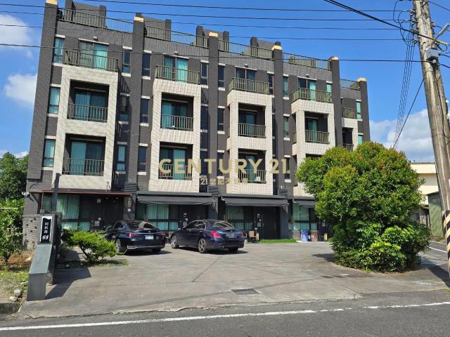 LB183員山美裝潢電梯別墅