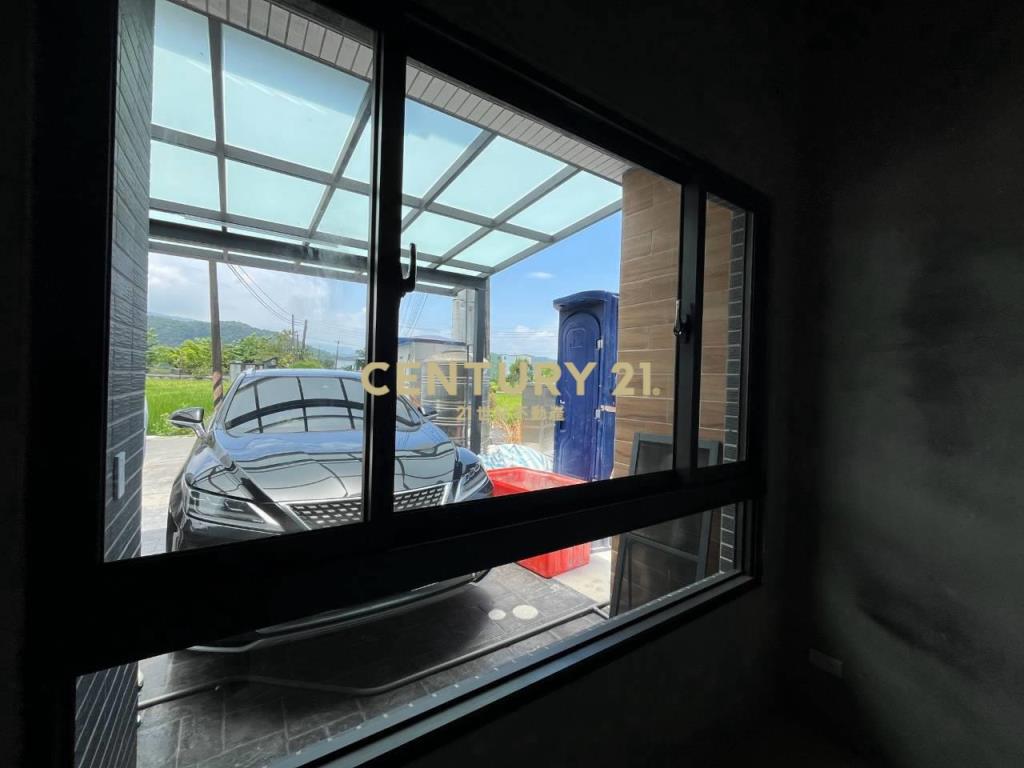 LB186近冬山市區全新邊間透天
