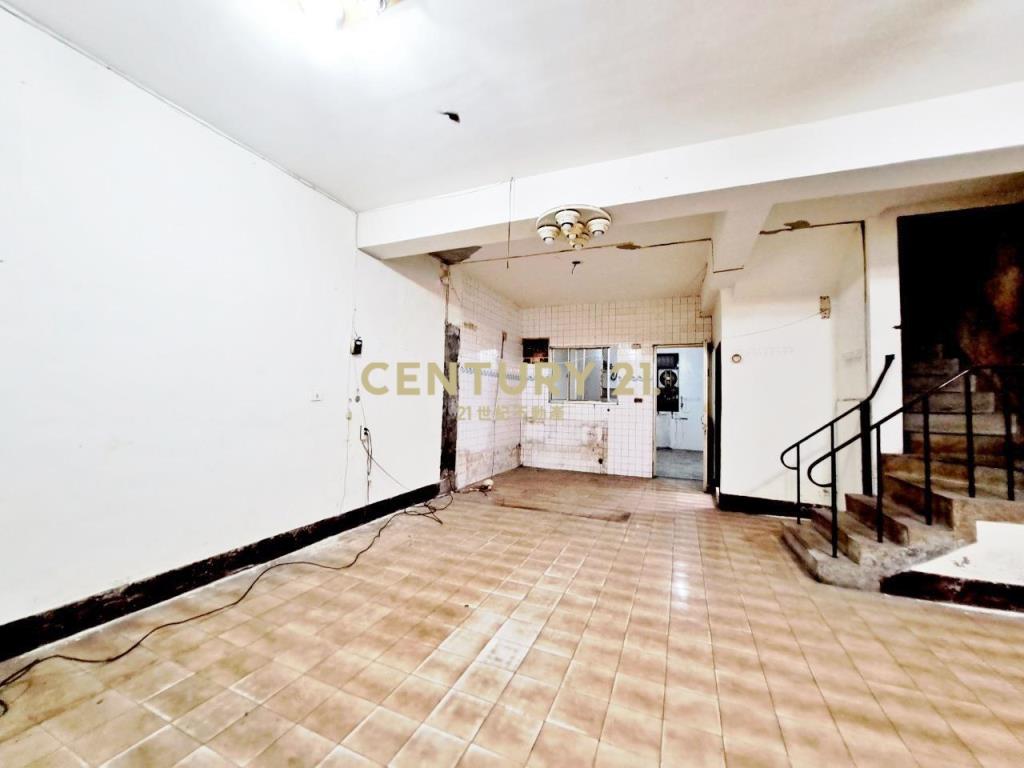 五期邊間大地坪美透天