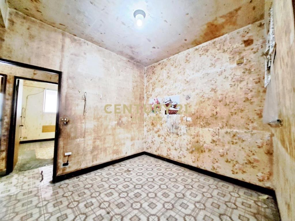 五期邊間大地坪美透天