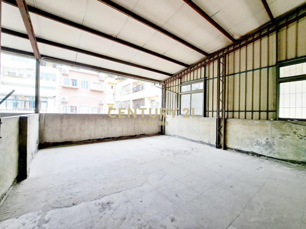 五期邊間大地坪美透天