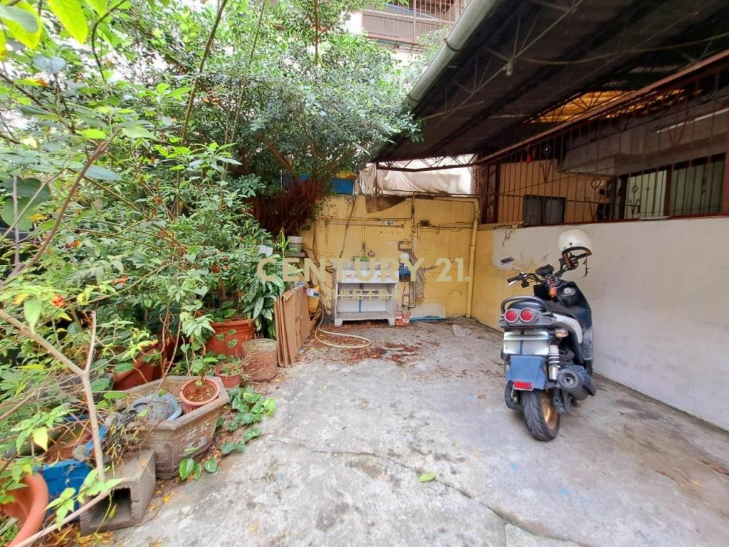 五期邊間大地坪美透天