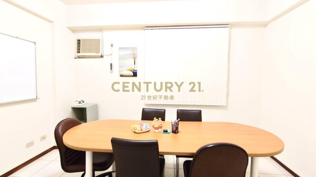 向心商圈熱鬧傳家金透店