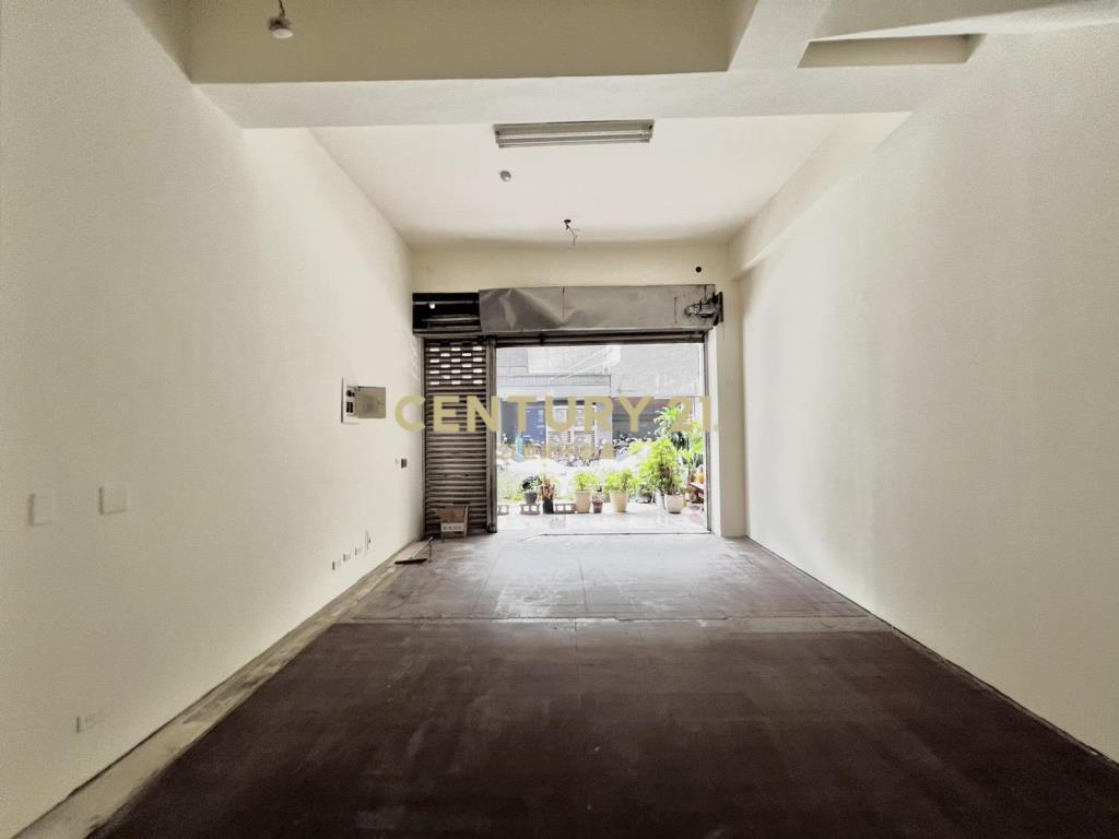 五期大墩家樂福金店面