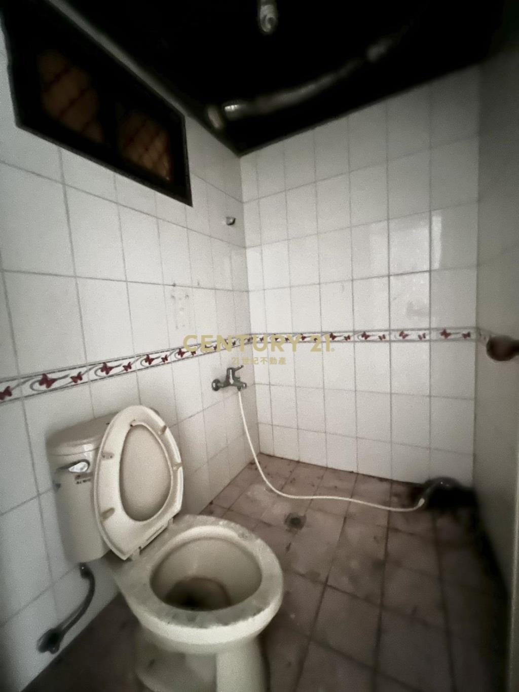 五期大墩家樂福金店面