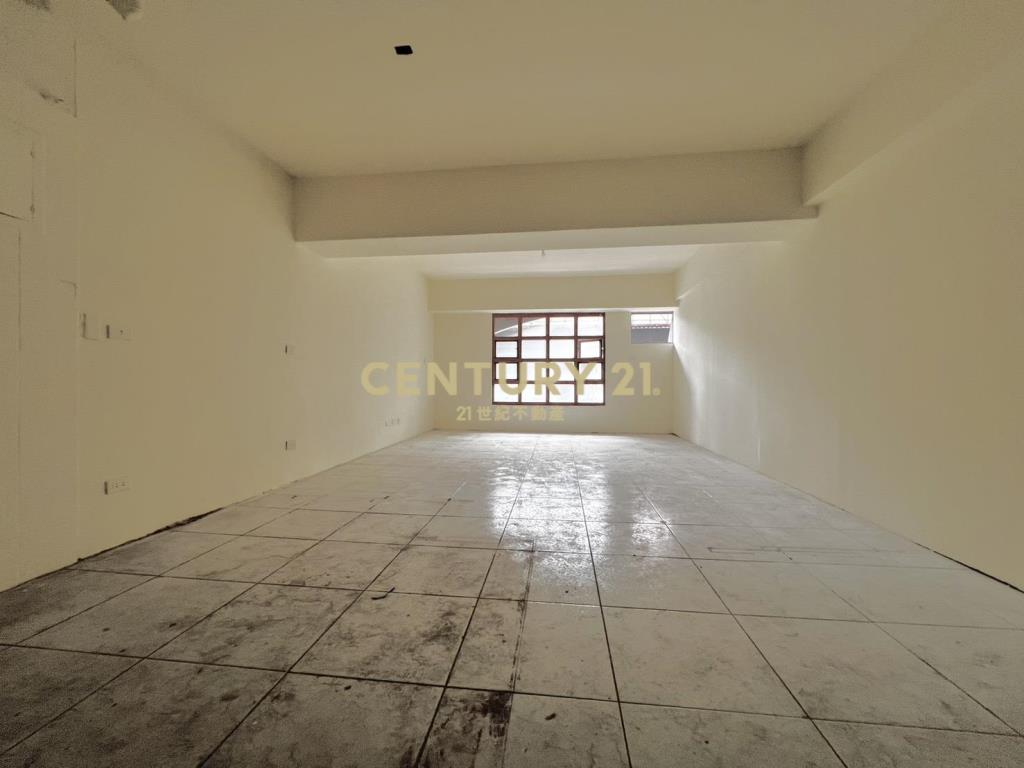 五期大墩家樂福金店面