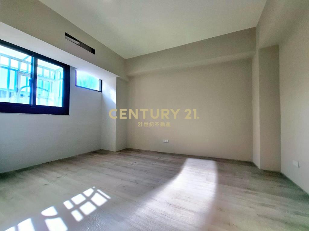 全新整理一中低總價2房