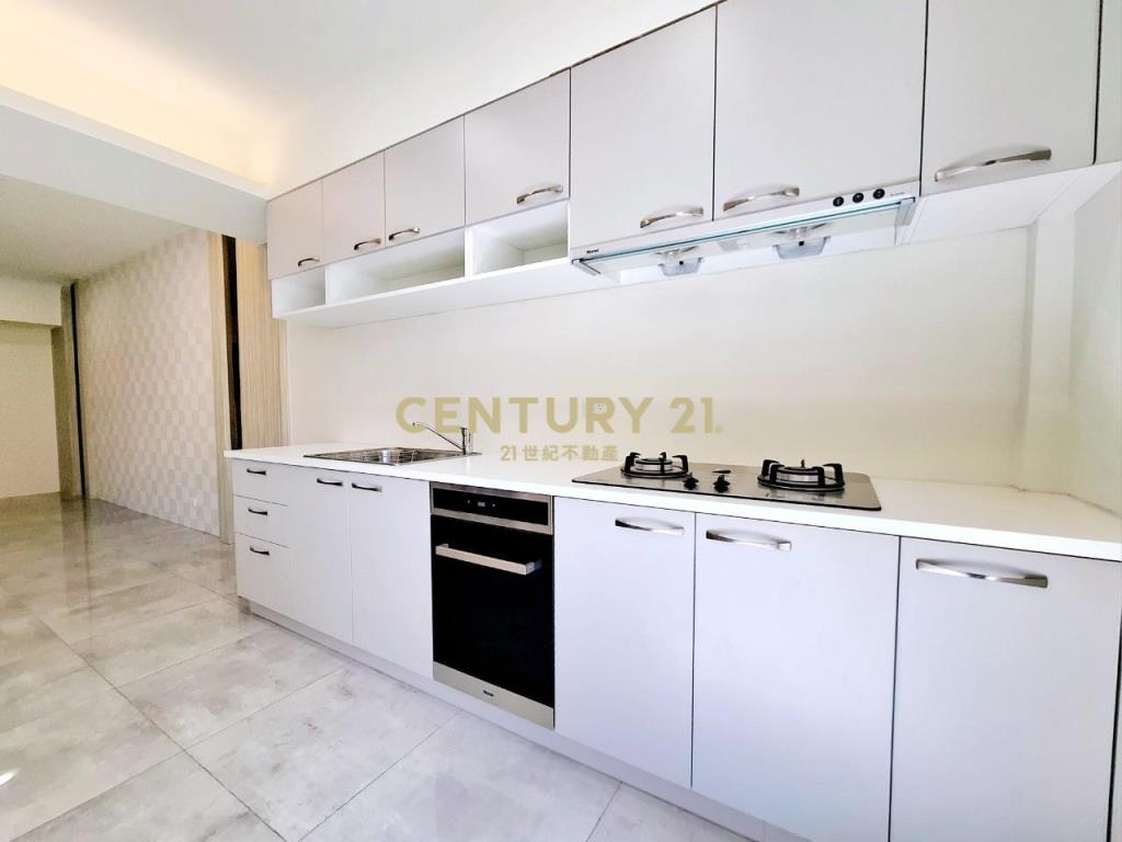 忠孝商圈邊間採光大三房+平車