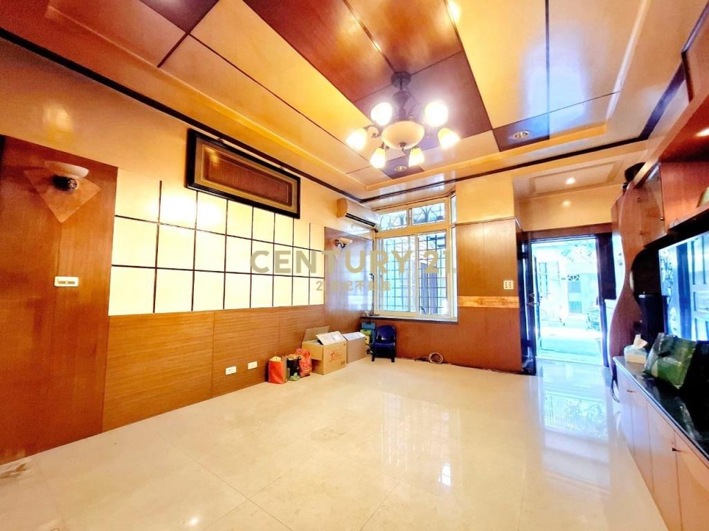 正五期文心森林公園車庫美墅