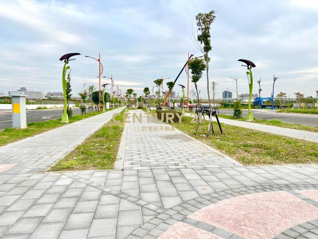 13期住1-3臨路大角地