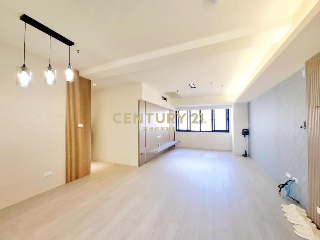 京馥特區美三房平車