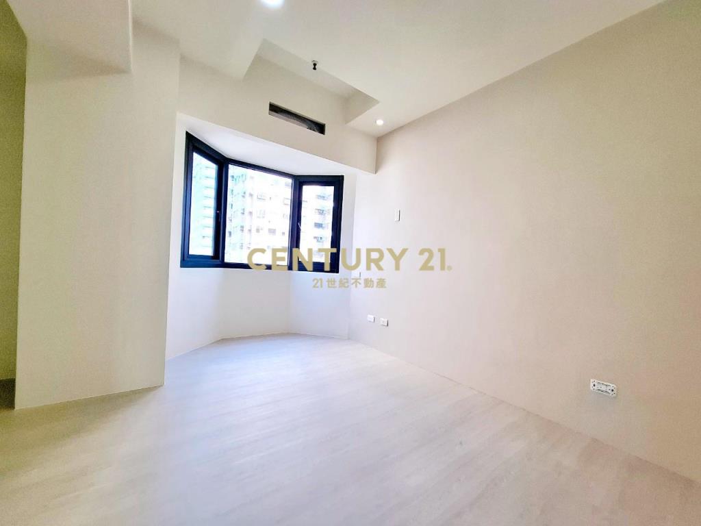 京馥特區美三房平車