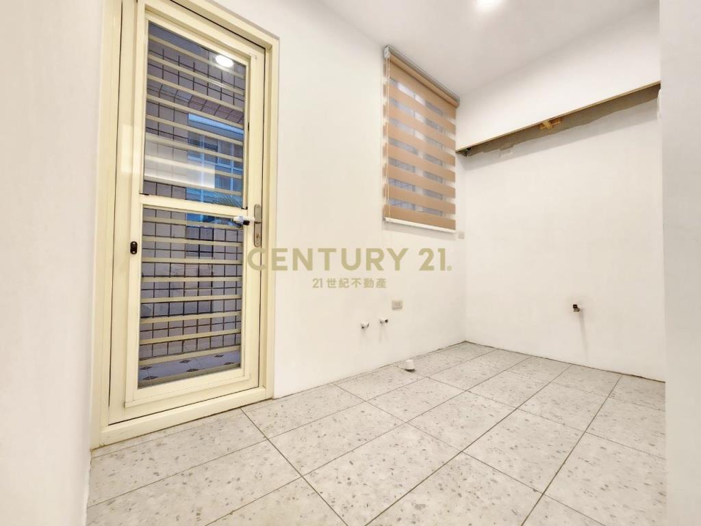 水安宮捷運宅─全新整理三房車位