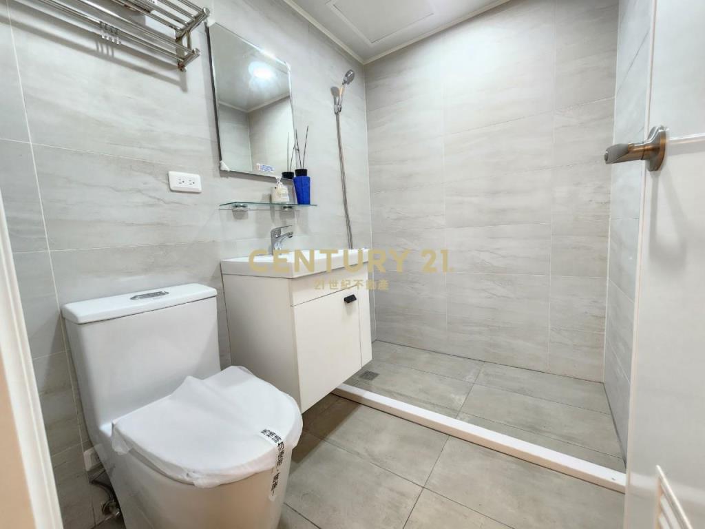 水安宮捷運宅─全新整理三房車位