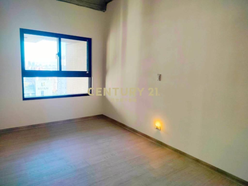 專任~市政愛悅高樓層兩房平車