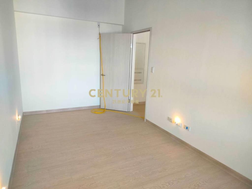 專任~市政愛悅高樓層兩房平車