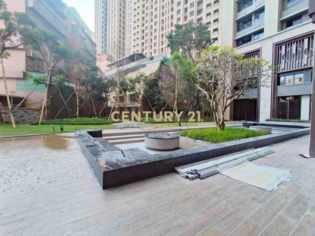 專任~市政愛悅高樓層兩房平車