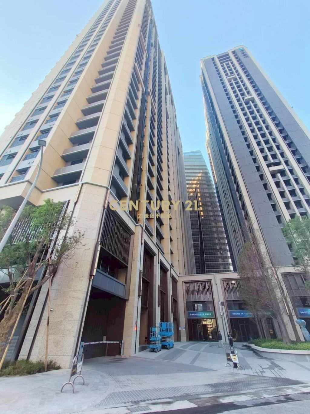 專任~市政愛悅高樓層兩房平車