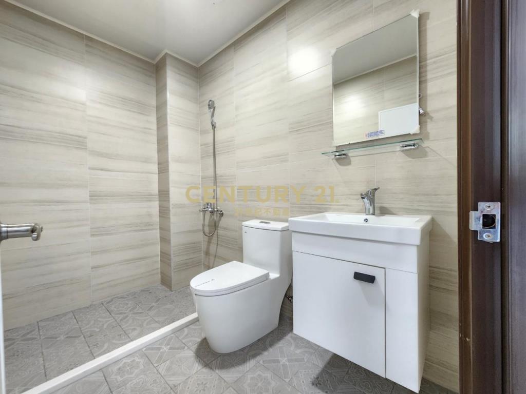 大墩商圈捷運美學透天