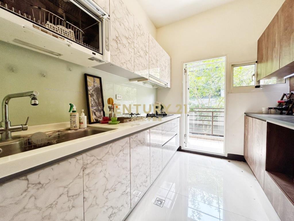 中國醫BOT三房平車樹梢戶