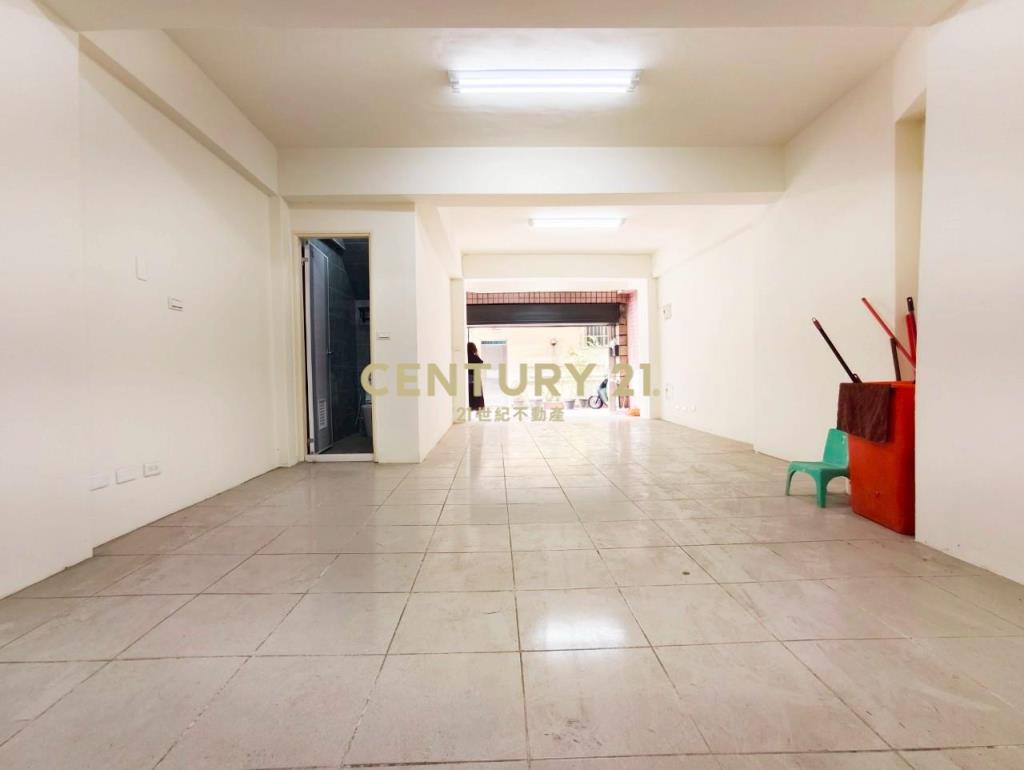 美術館全新整理車庫孝親透天