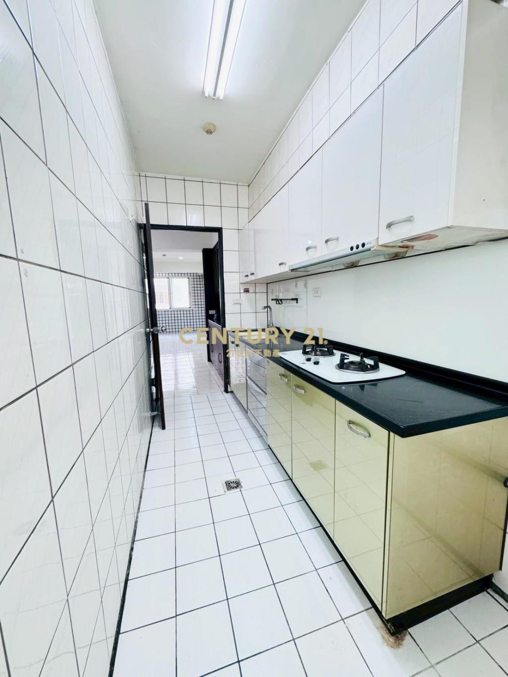 大里綠園金邸稀有三房平車