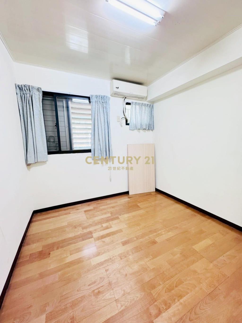 大里綠園金邸稀有三房平車