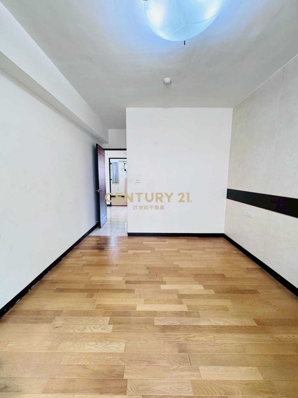 大里綠園金邸稀有三房平車