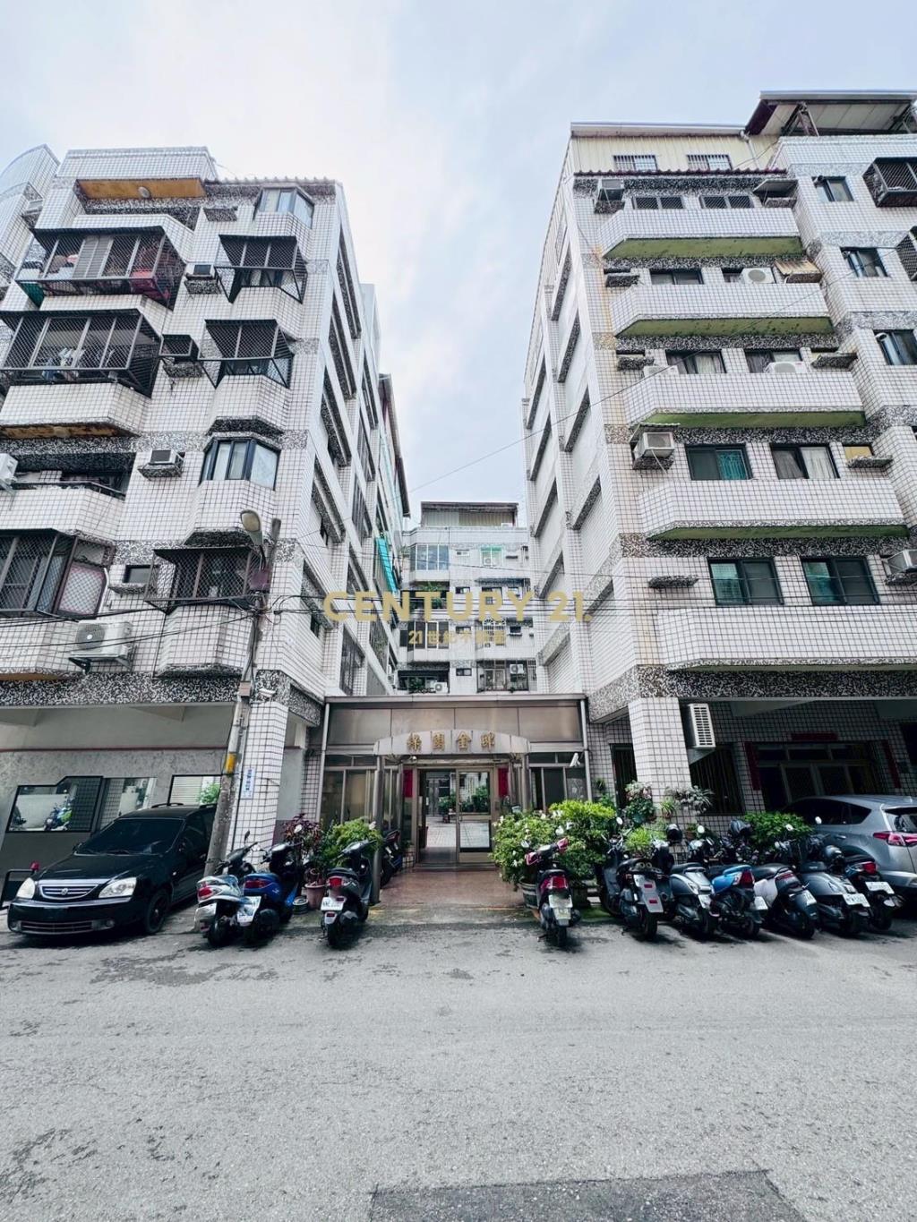 大里綠園金邸稀有三房平車