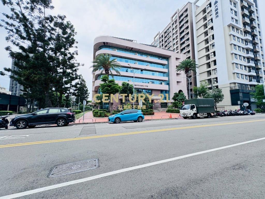 大里綠園金邸稀有三房平車