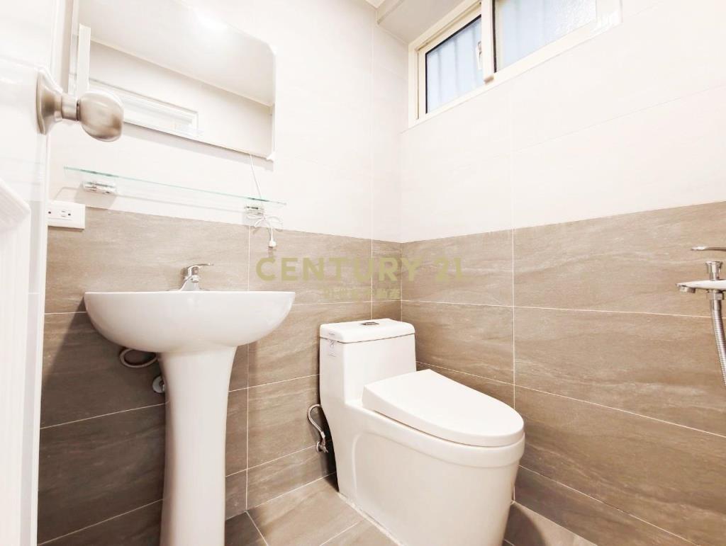 五權車站全新整理3房美寓