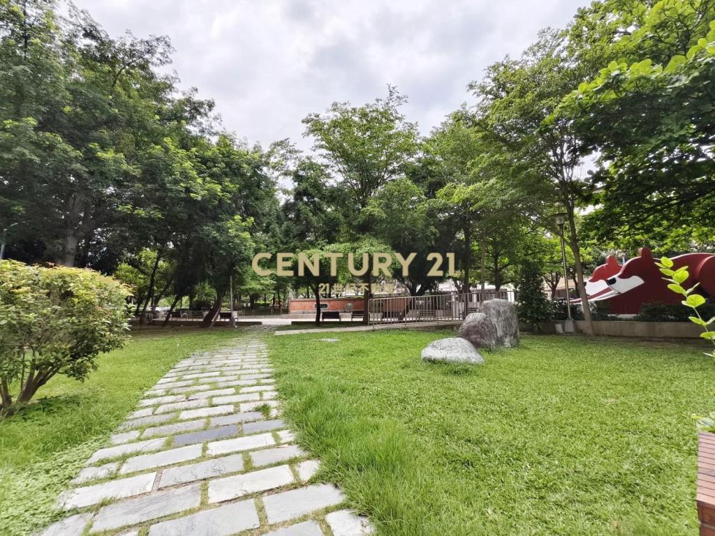 樂群街大面寬樓店