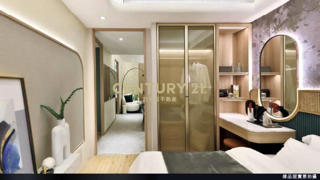 VVS1邊間3房平車