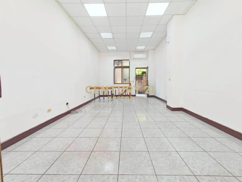 台中法院旁出租1F+B1店面