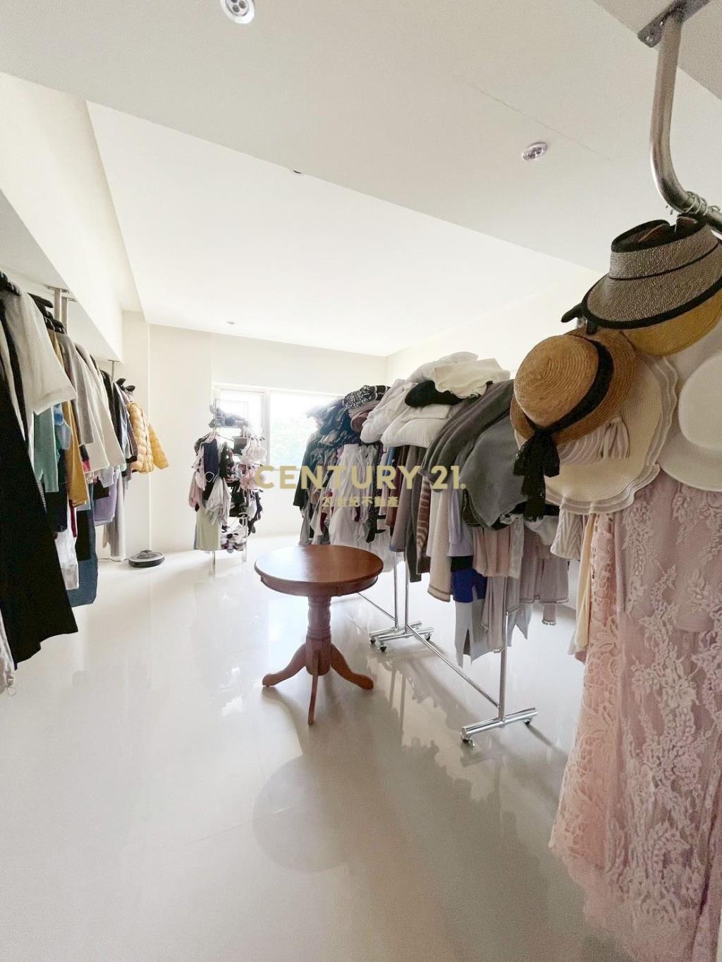 彰化金馬路旁百萬裝潢美樓店