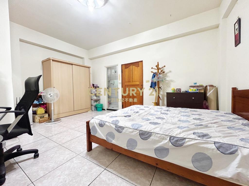 八期豐樂公園大地坪大面寬臨路別墅