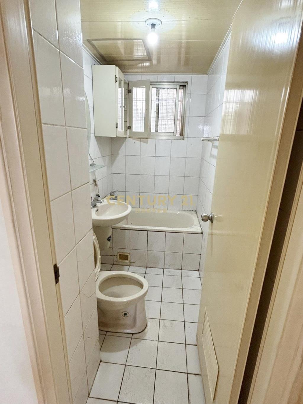 潭子勝利商圈漂亮3房+車位