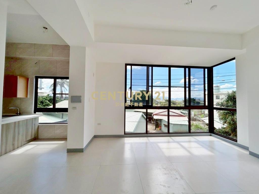 富暘富墅全新臨路別墅