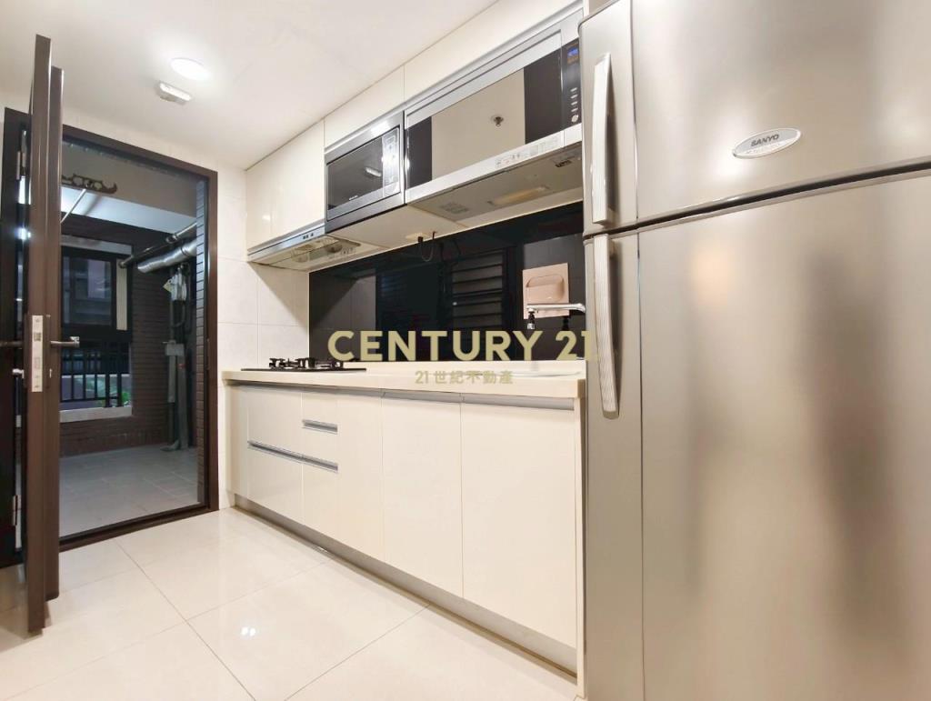 正11期捷運站前 崇德文心大2房休旅車位