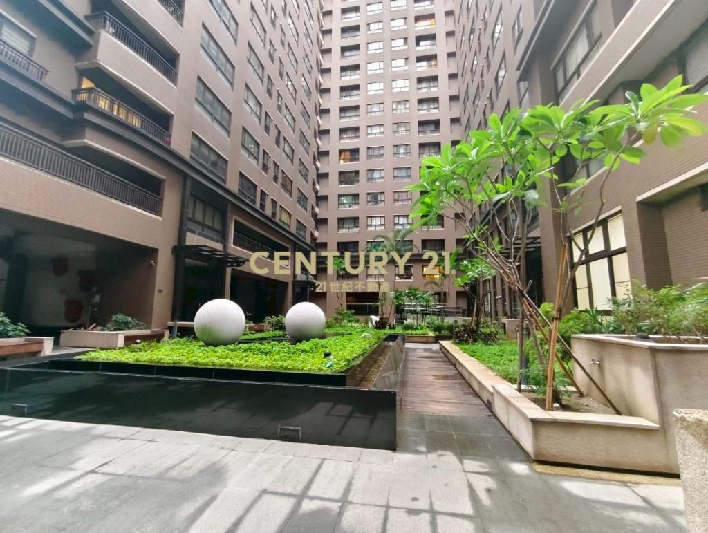 正11期捷運站前 崇德文心大2房休旅車位