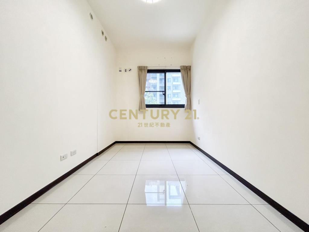 達麗創世紀2房平車