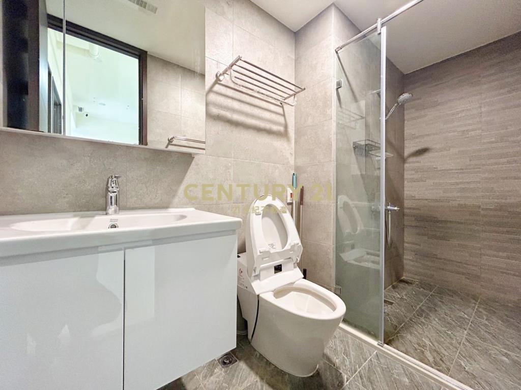 達麗創世紀2房平車