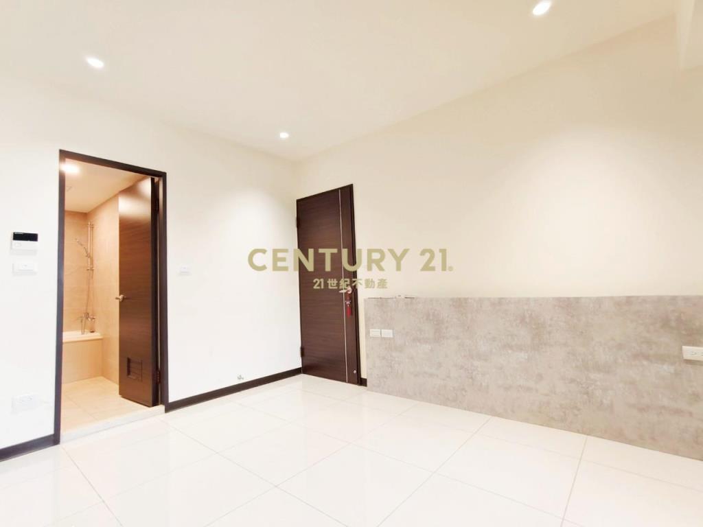 和平國小輕屋齡3房平車露台樹梢戶