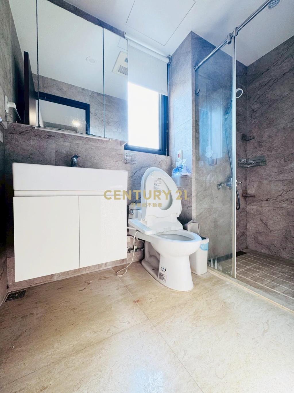 立彩璞境典雅三房平車視野戶