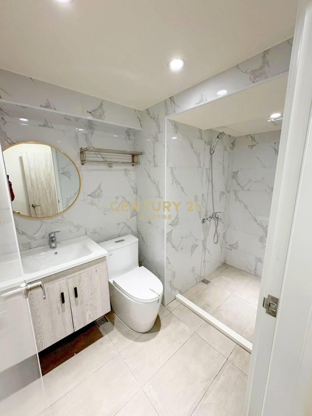 北屯文心百利三房平移車位