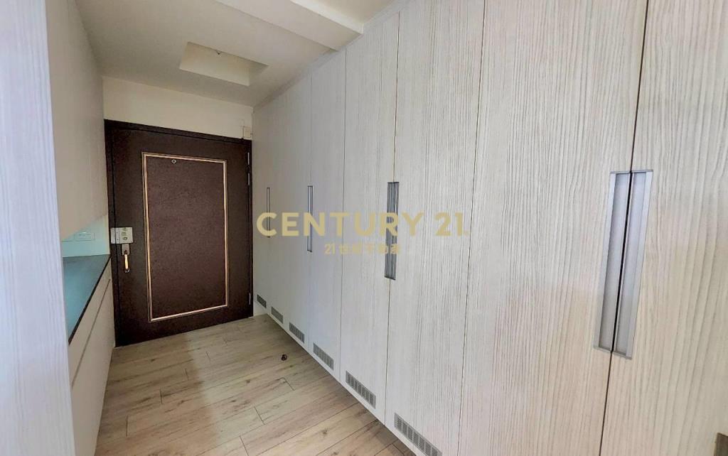 專簽純真年代3+1房平面車位