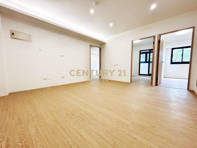 忠孝國小低總價電梯美3房