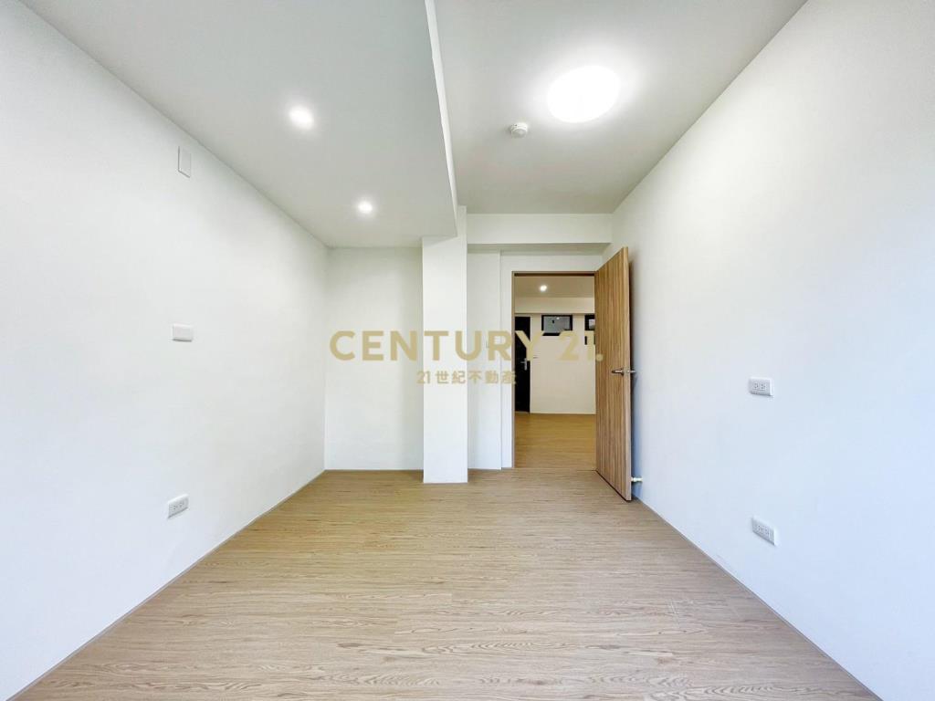 忠孝國小低總價電梯美3房