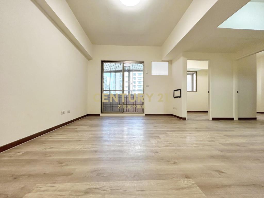 逢甲商圈熊貓天下美3房平車