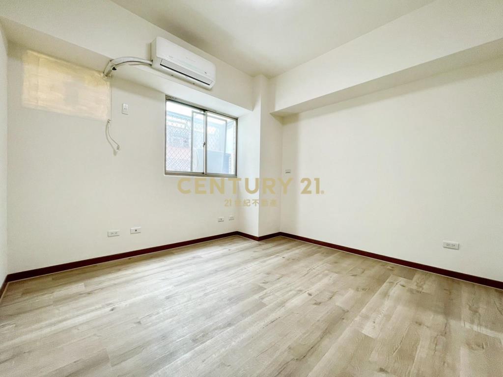 逢甲商圈熊貓天下美3房平車